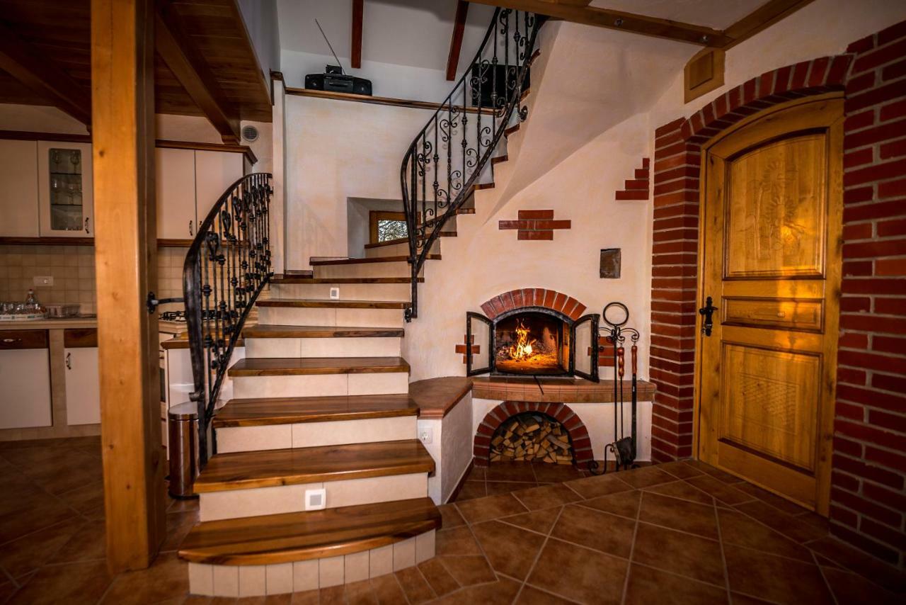 Vineyard Cottage Vina In Medu Trebelno ภายนอก รูปภาพ