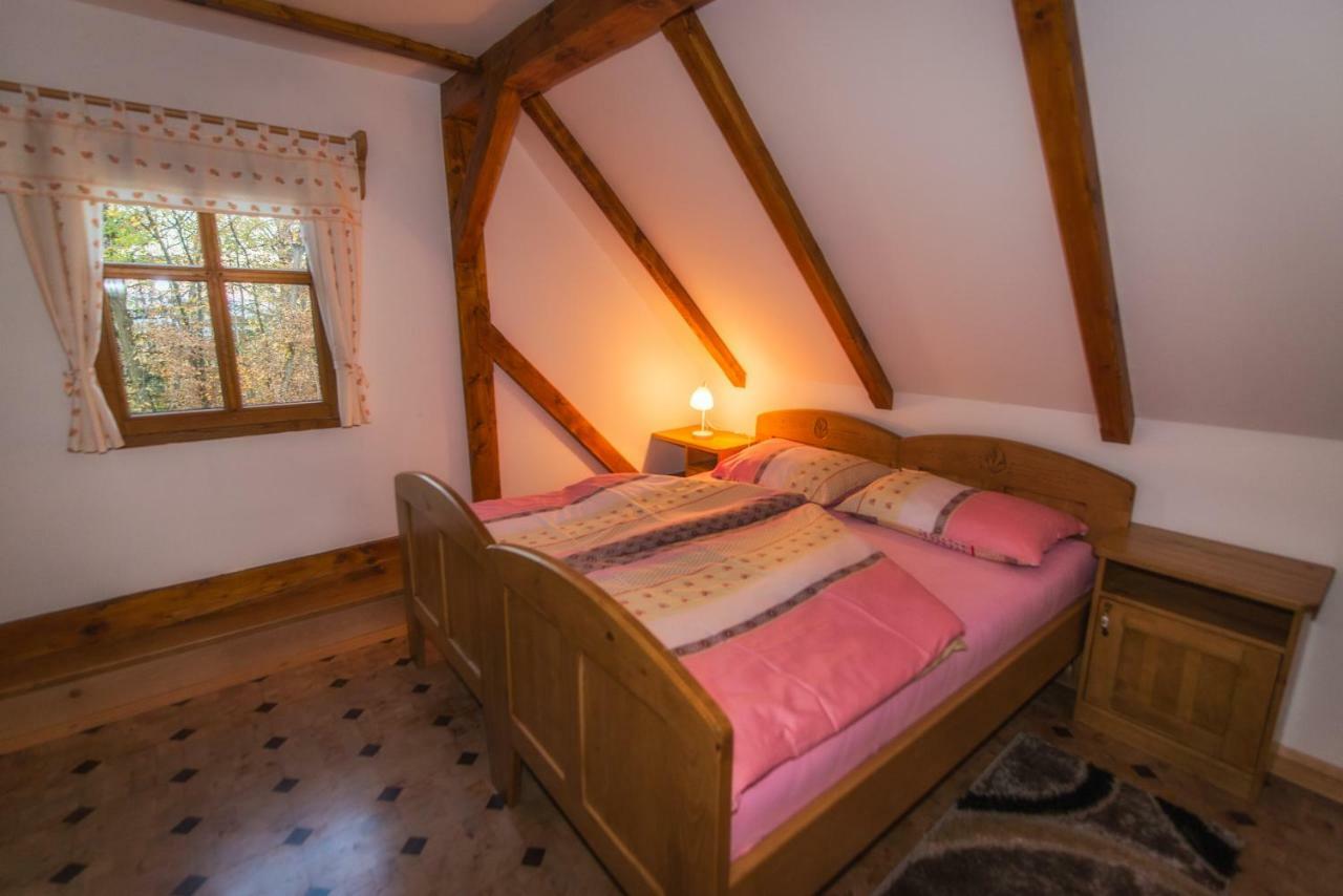 Vineyard Cottage Vina In Medu Trebelno ภายนอก รูปภาพ